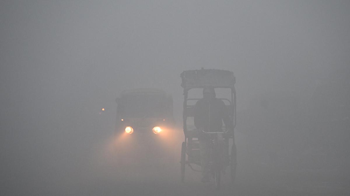 Very dense fog in outer Delhi, air quality poor; several train services disrupted